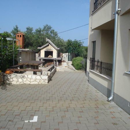 Appartement "Noni" Donji Okrug  Buitenkant foto